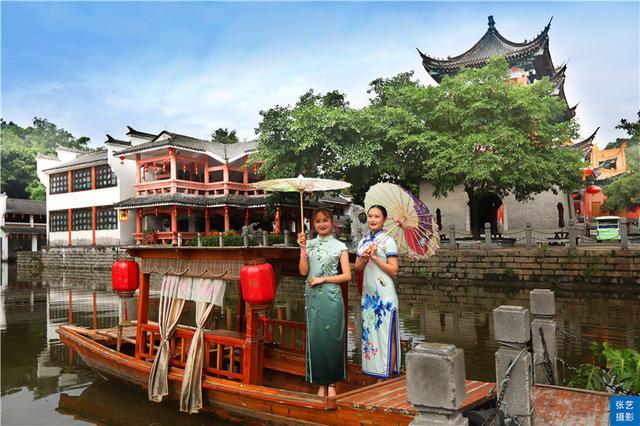 广东有座影视城被誉为“中国好莱坞”浓缩了皇宫 江南水开云 开云体育APP乡(图9) 广东有座影视城被誉为“中国好莱坞”浓缩了皇宫 江南水开云 开云体育APP乡(图9)