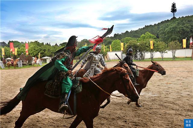 广东有座影视城被誉为“中国好莱坞”浓缩了皇宫 江南水开云 开云体育APP乡(图12) 广东有座影视城被誉为“中国好莱坞”浓缩了皇宫 江南水开云 开云体育APP乡(图12)