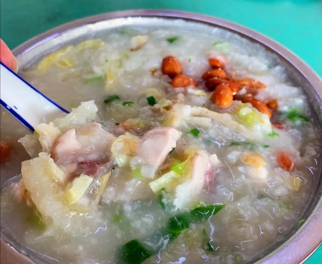 芳村这家深宅四十年小食店粥粉面是几代芳村人中意的老味道开云 开云体育(图7) 芳村这家深宅四十年小食店粥粉面是几代芳村人中意的老味道开云 开云体育(图7)