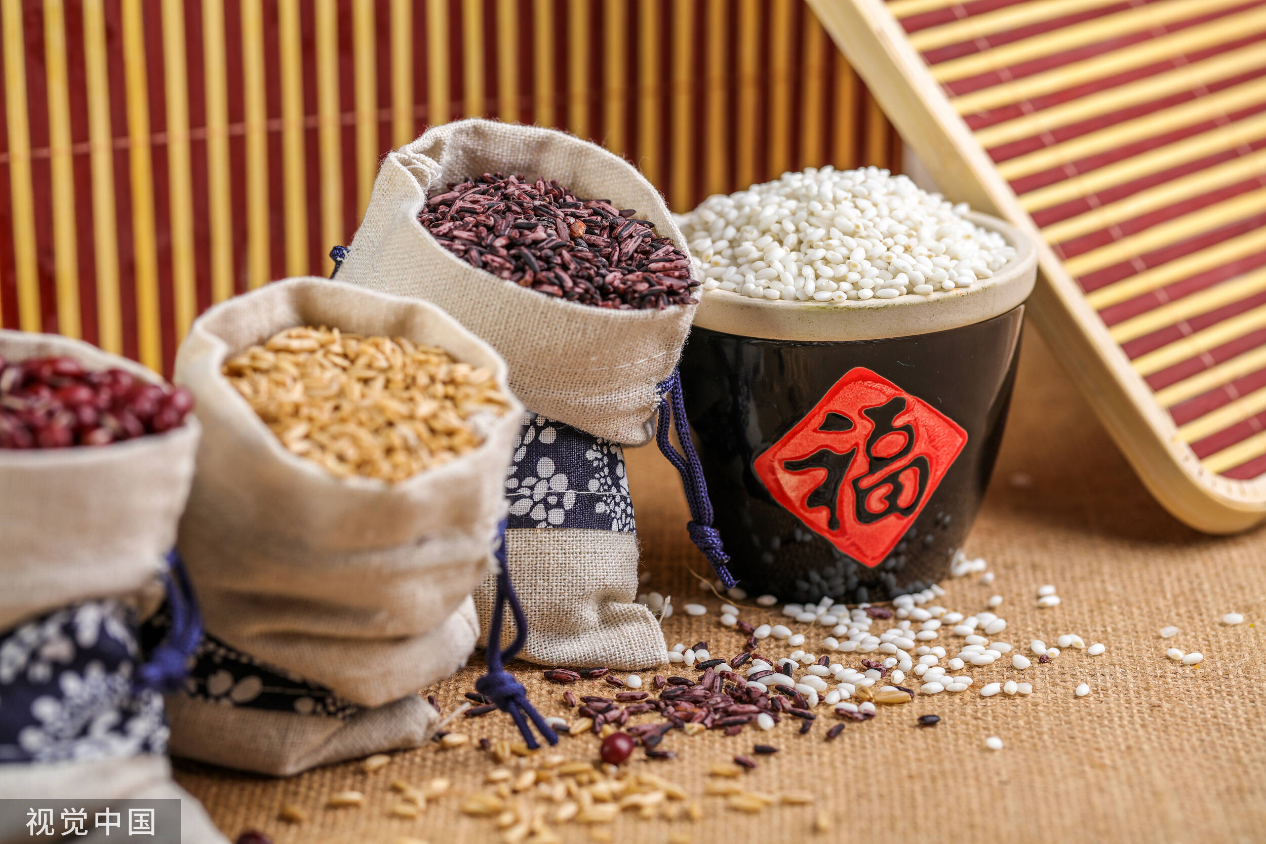 开云体育 kaiyun.com 官网入口闪电评论｜突破5000亿元 山东将“国之大者”扛在肩头(图2)