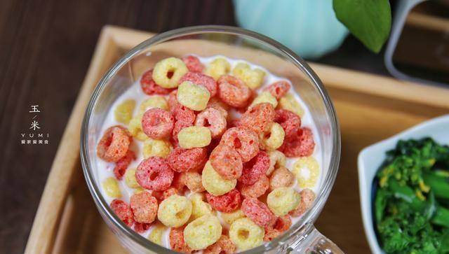 开云 开云体育平台放寒假了高中生的早餐只要15分钟肉蛋奶都有营养又美味(图2)