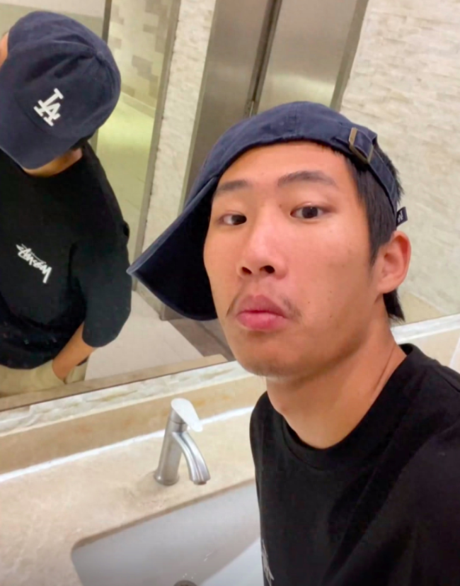 开云体育 Kaiyun.com 官网入口10天涨粉100万！于文亮治好了我的“平凡羞耻症” 本人回应(图3)