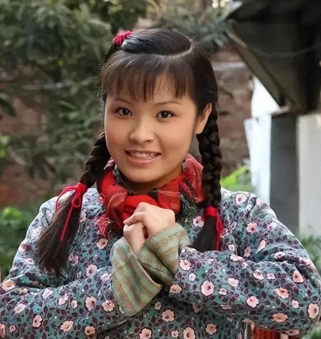 开云体育 开云官网《七十二家房客》三位年轻美女命运大不同有人退出有人红遍广东(图7) 开云体育 开云官网《七十二家房客》三位年轻美女命运大不同有人退出有人红遍广东(图7)