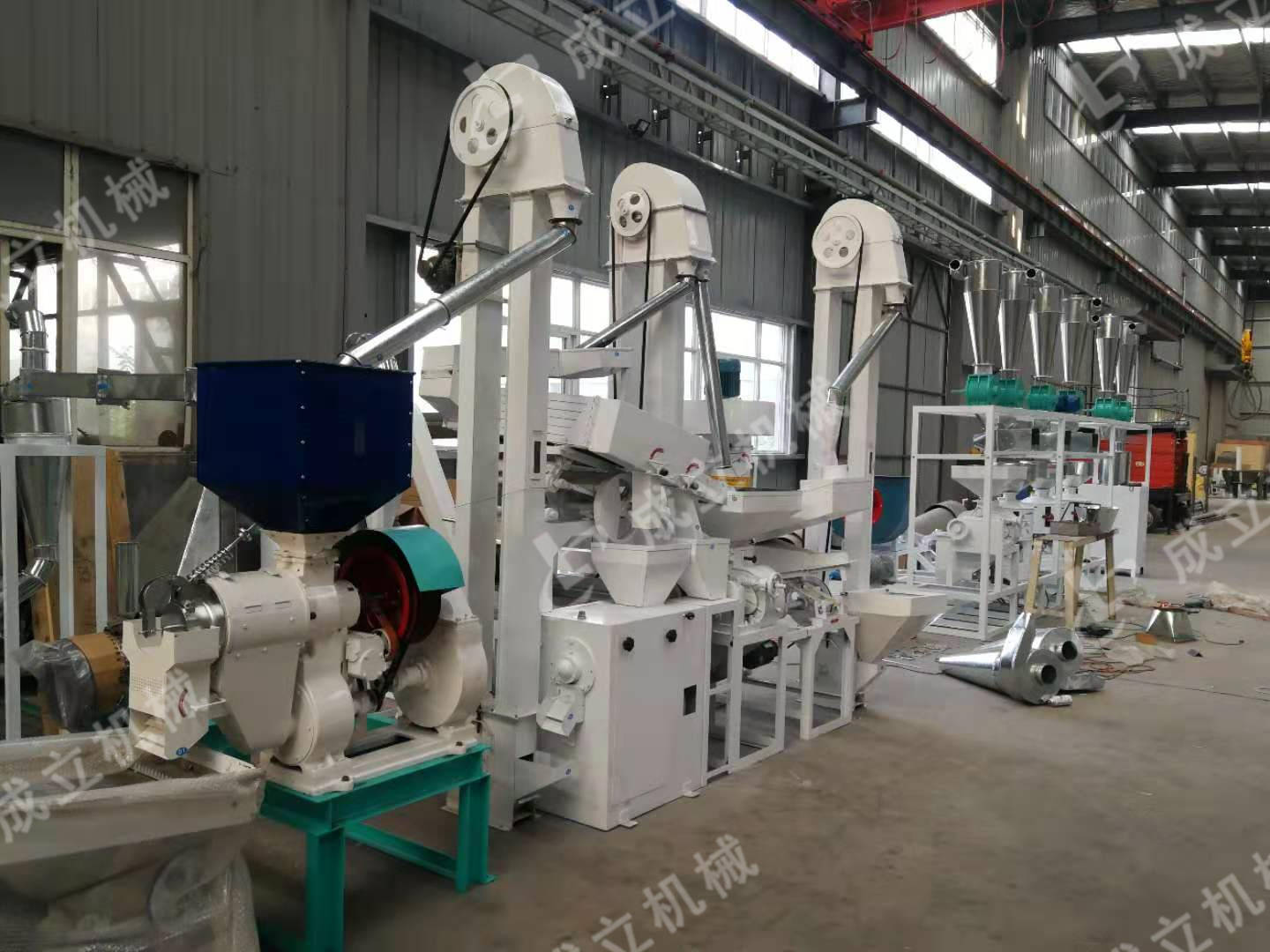 开一家碾米厂发展前景好吗？一套大米加工设备多少钱？(图2)