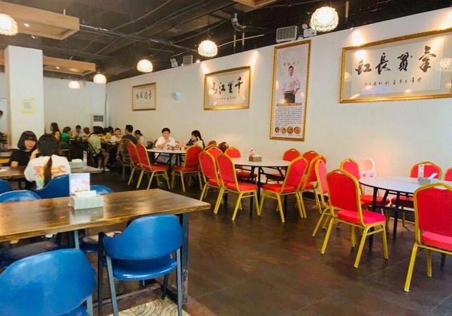 广西南宁这家粉店号称是南宁粉界网红鼻祖Kaiyun 开云体育老友粉中的劳斯莱斯(图1)