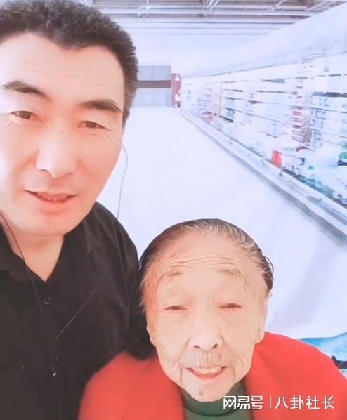 85岁马玉琴的早餐玉米饼子配大米粥李玉成直言人就Kaiyun 开云体育得这样(图5)