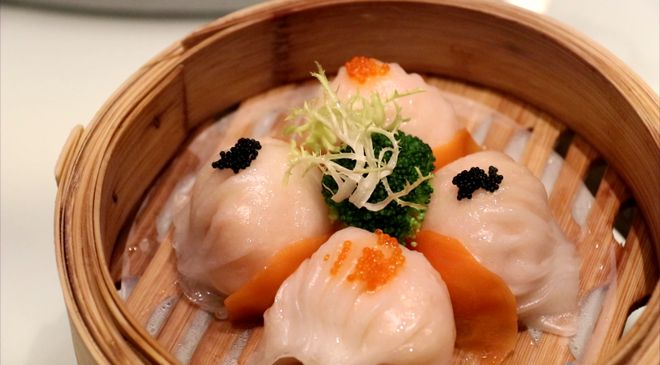 Kaiyun 开云体育睇龙船漂移、叹美食“直落”！超全打卡攻略在南海从早吃到晚！(图5)