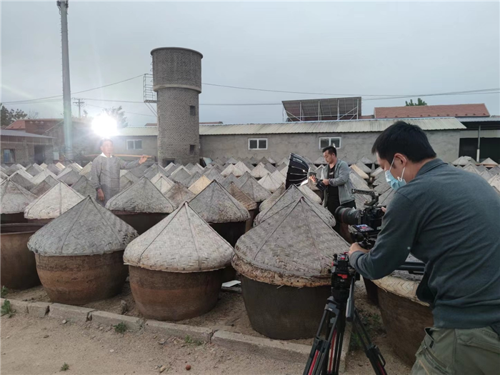 开云体育 开云官网《美食中国》泰安系列8月9日起将在央视中文国际频道CCTV4播出(图6)