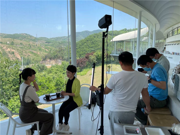 开云体育 开云官网《美食中国》泰安系列8月9日起将在央视中文国际频道CCTV4播出(图7)