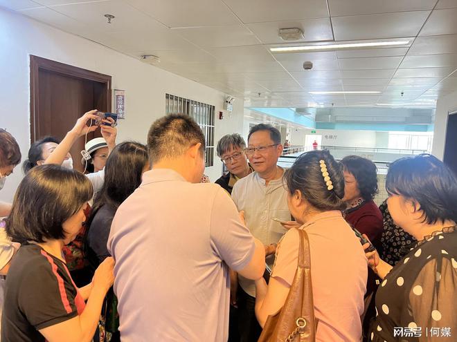 开云 开云体育官网江冰教授为“红棉学堂”讲授《广州历史文化与广州精神(图3)