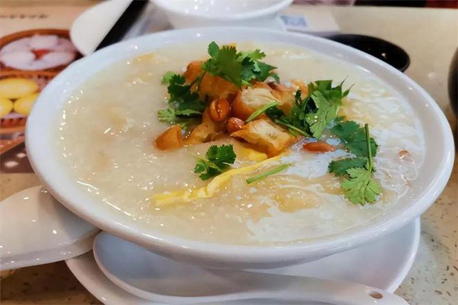 开云APP 开云官网入口广东“最靓”的十种粥！入口浓稠绵软料足味鲜！你品尝过几种(图2)