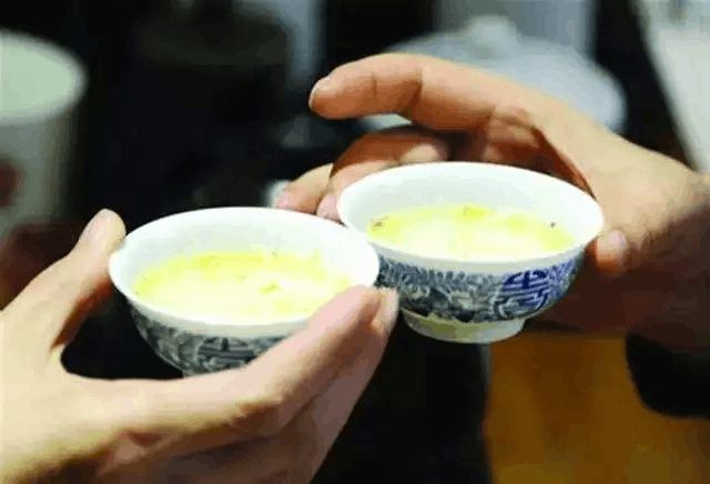 开云APP 开云官网入口每一顿热食热饮都是冬天的幸福砝码 身心灵贴冬膘指南(图11)